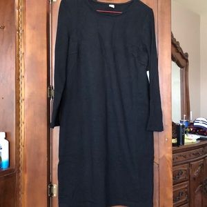 Black fitted ribbed dress